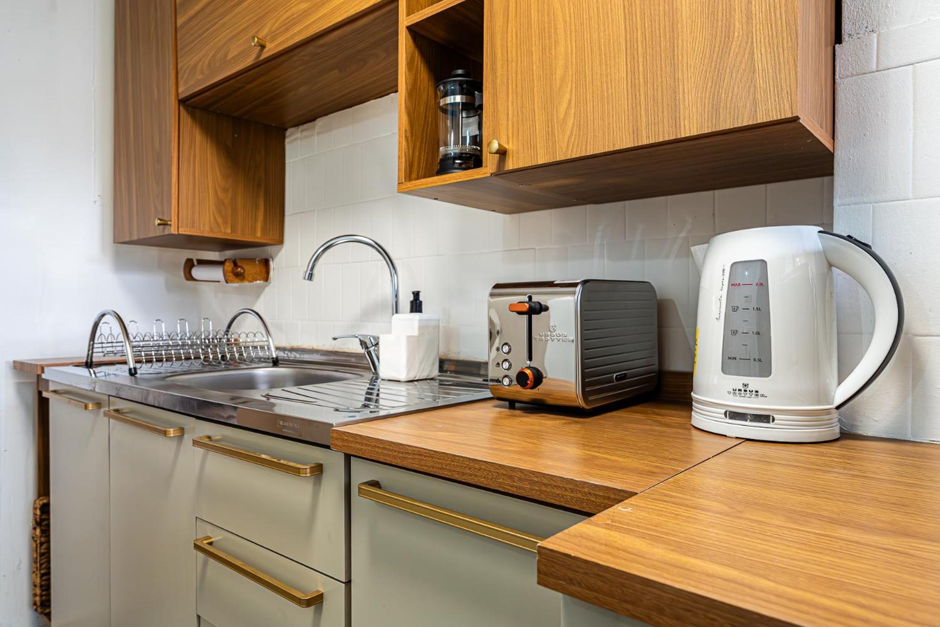 Providencia, Mall Costanera Center, Mut Apartment Santiago